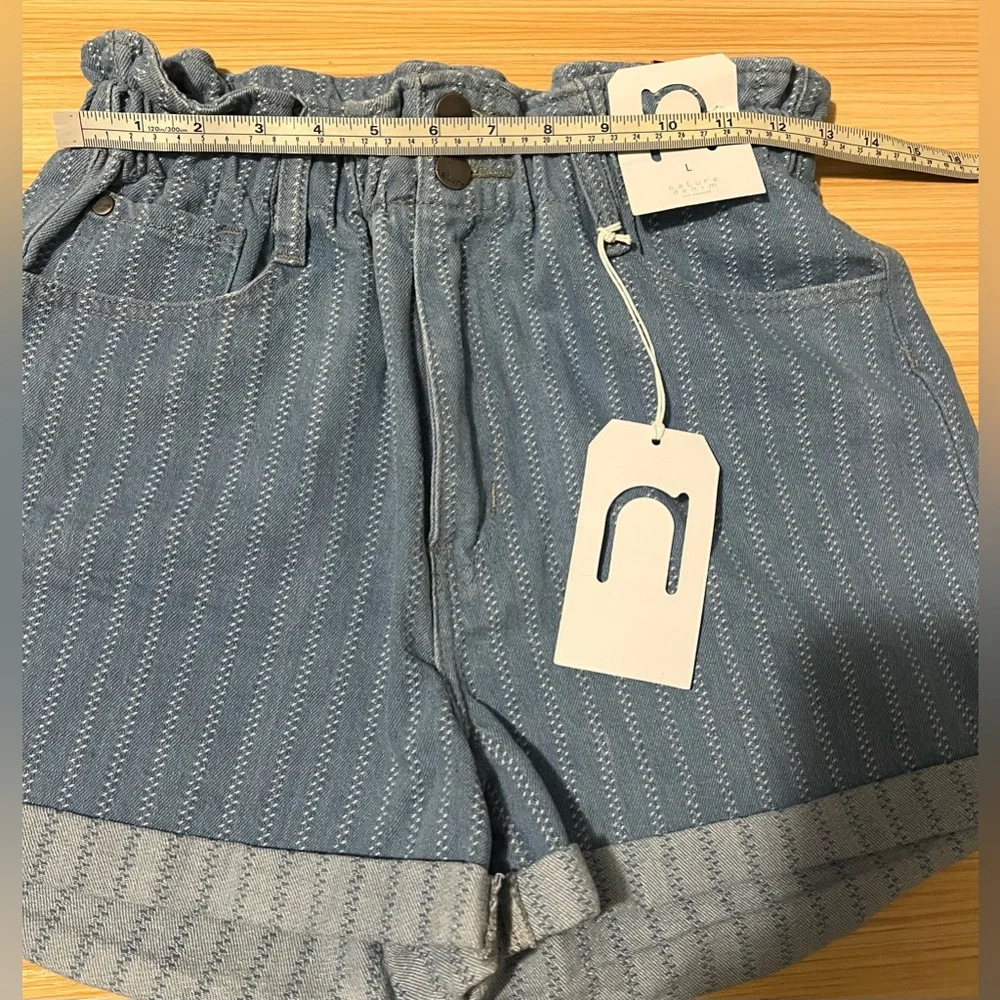 Nature Denim High Rise Striped Paperbag Waist Shorts Blue Size L Resort Cruise - Picture 6 of 8